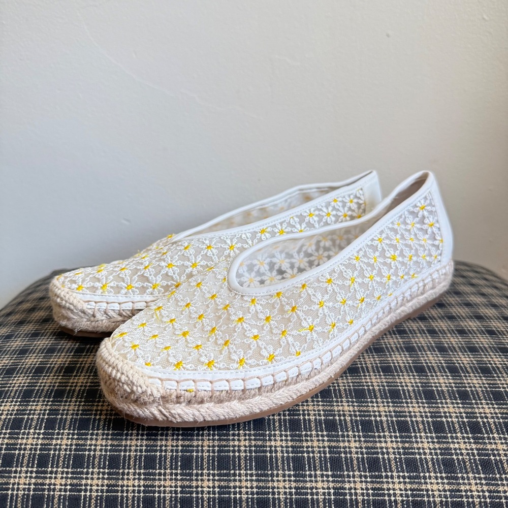 Jessica Simpson Luccia Floral Embroidered Espadrille Flat Size 8 White Yellow
